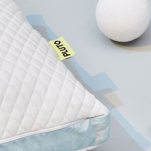 pluto pillow discount